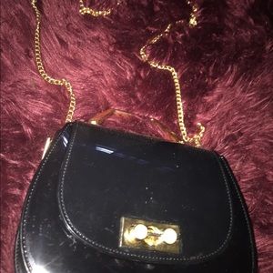 Black Pearl Chain Shoulder Bag